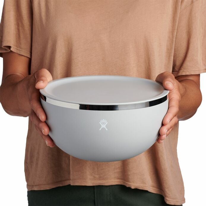 3-qt-serving-bowl-with-lid-u9 OKB3035-Birch-HB.jpg
