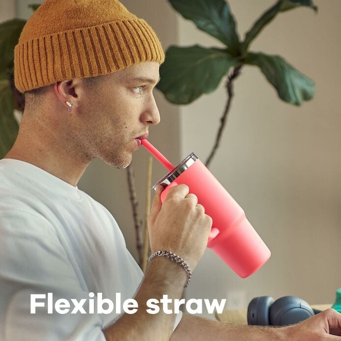 hydration-handledtm-bundle-w1 hf_s26_ttpscc_apdp_06.jpg