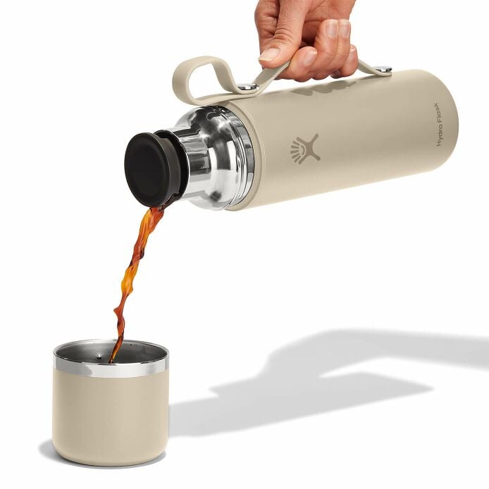 28-oz-hot-flask-and-cup-y5 hot-flask-_-cup-oat-pour.jpg