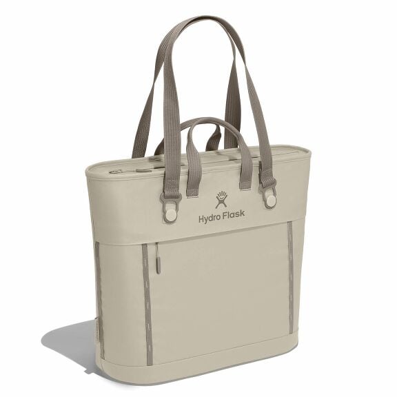 carryouttm-soft-cooler-tote-20-l-z3 midiit114-carryout-tote-20l-oat-angled.jpg