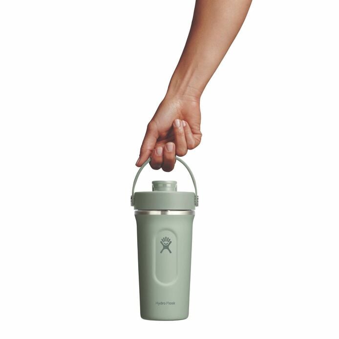 gym-bundle-d7 mxcc24374_24ozinsulatedshakerbottle_agave_hb_1.jpg