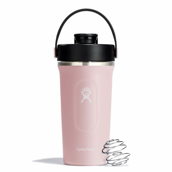 24-oz-insulated-shaker-bottle-b2 shakerbottle-trillium-straighton.jpg